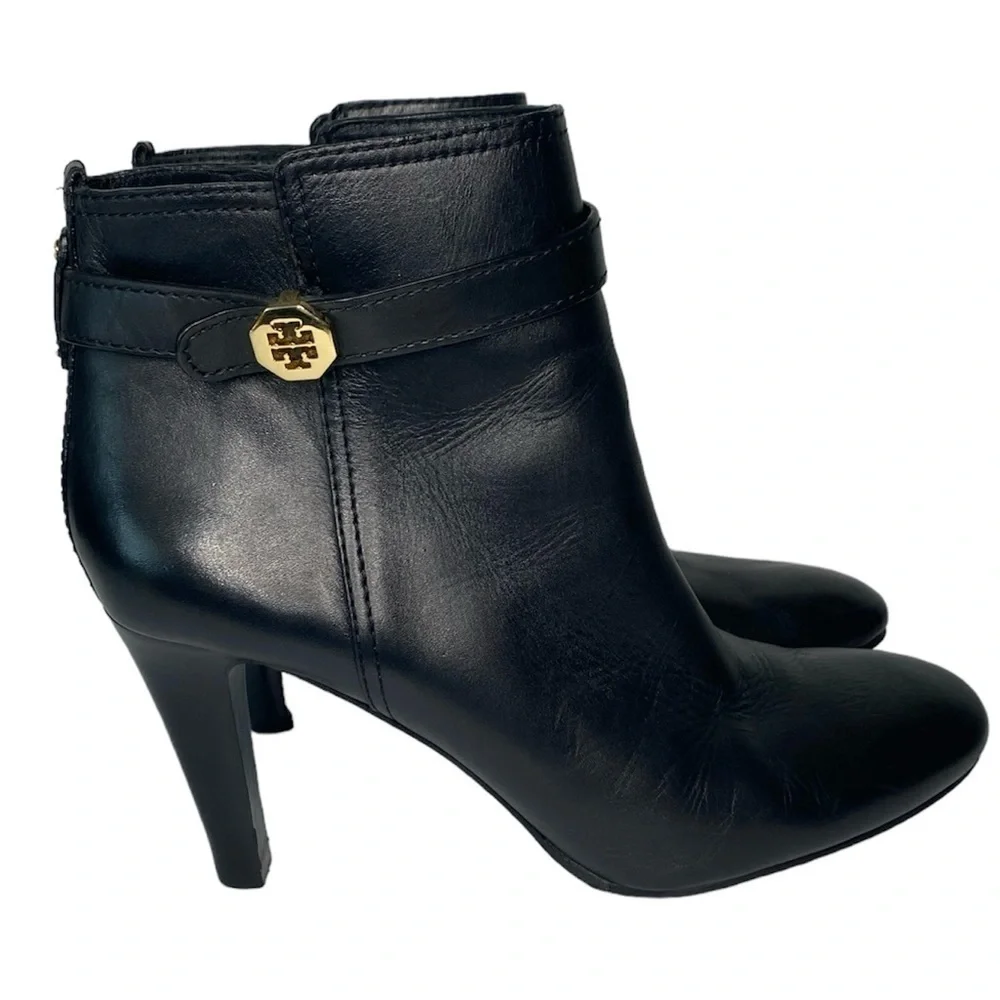 Tory Burch Black
Bristol Equestrian Calf
Leather Ankle Zip Bootie size 10M - Picture 3 of 14